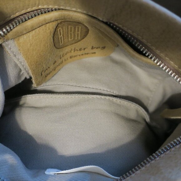 Biba Carolina Out Cross Bag Crossbody Purse Taupe Full-Grain Leather - Picture 5 of 5